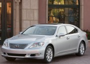 Lexus LS460